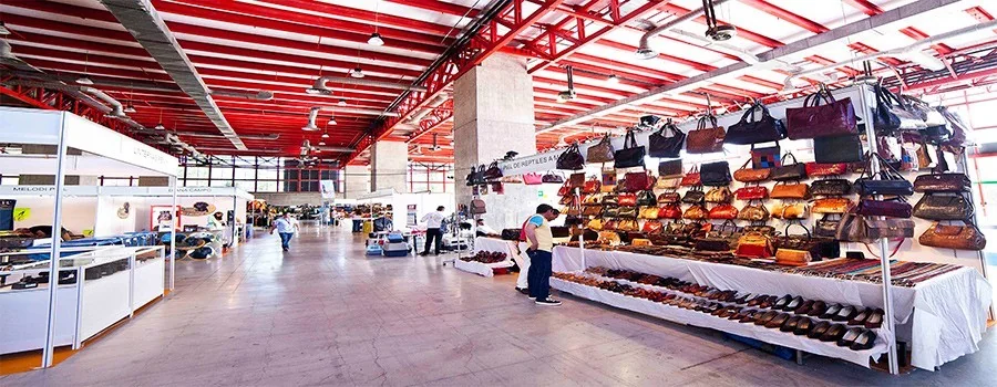 Detalle arquitectónico de Pabellón de Cristal