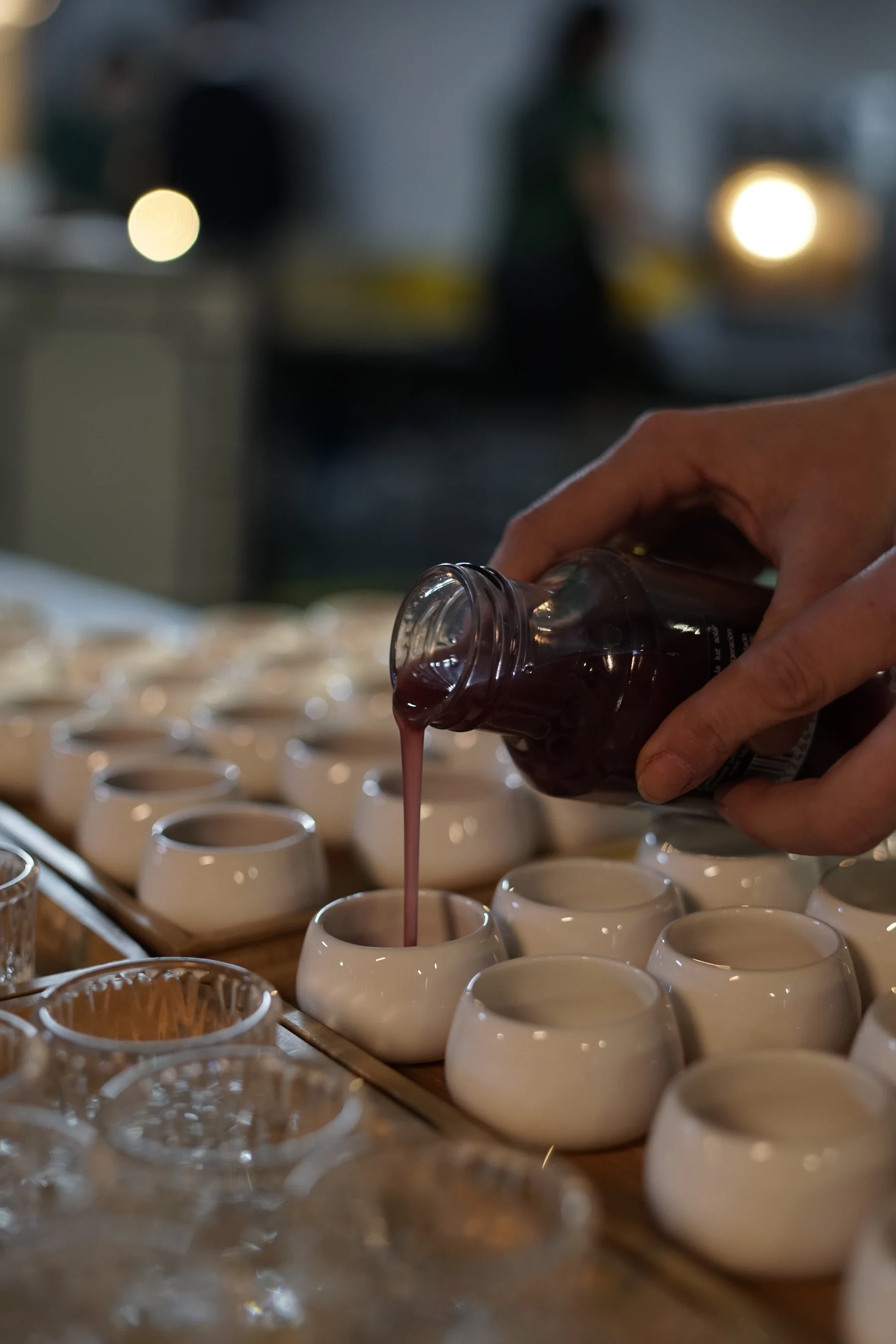 Salmorejo cordobés en cuencos para evento privado