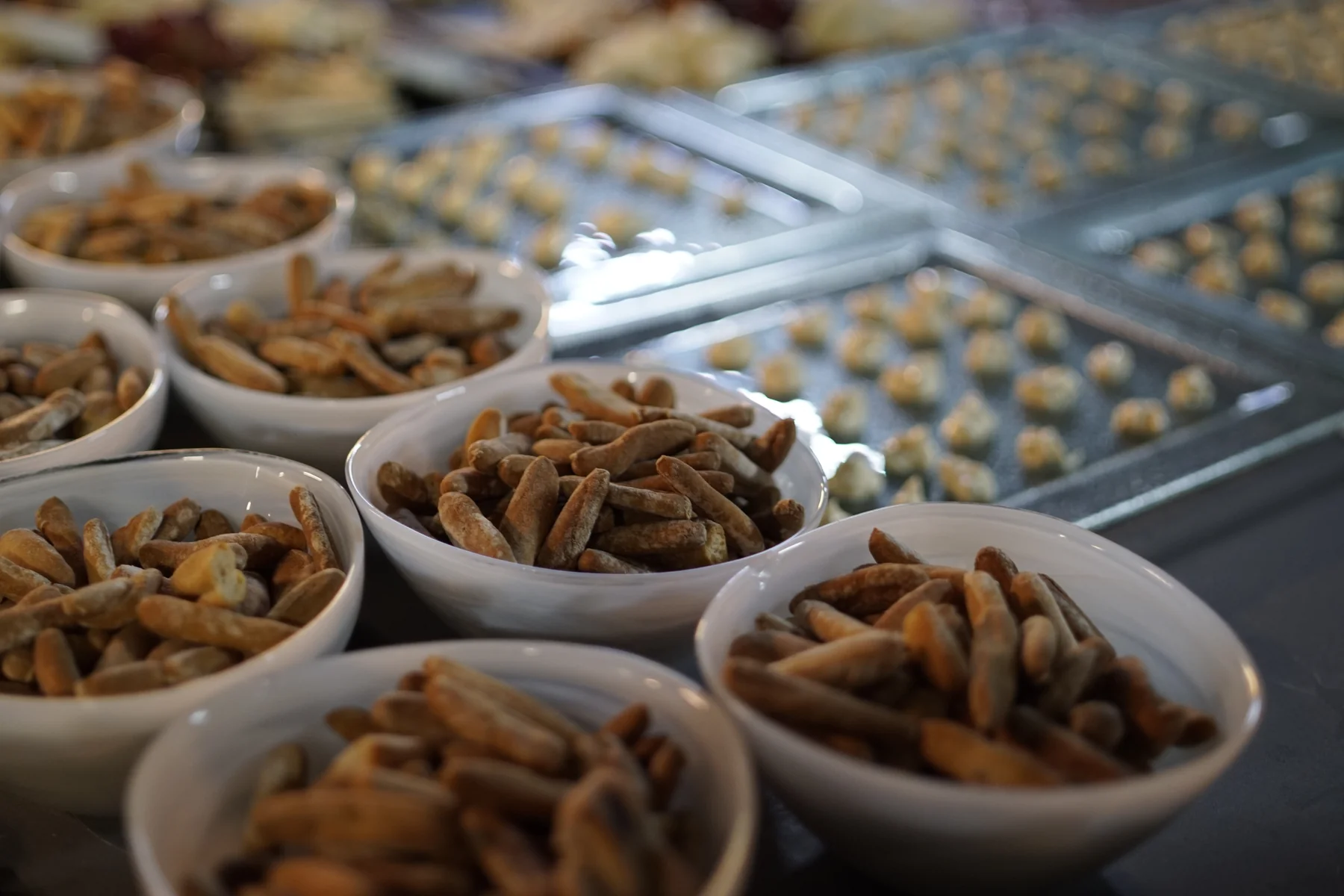 Aperitivos y bandejas de canapés en cóctel corporate. Duetto Catering